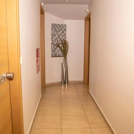 Hotel Epavlis *