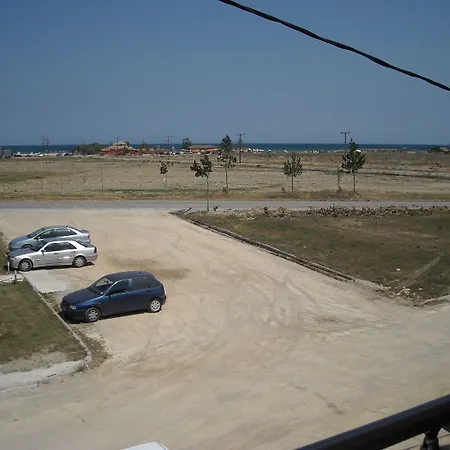 Epavlis Eleftheriadi מלון Paralía