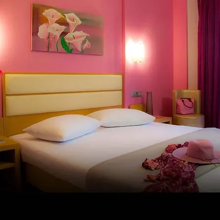 Epavlis Hotel *