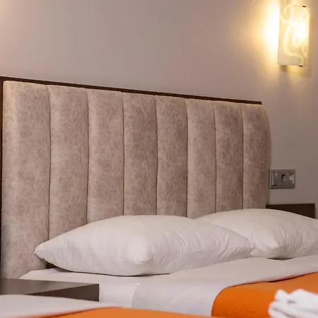 Epavlis Eleftheriadi Paralía