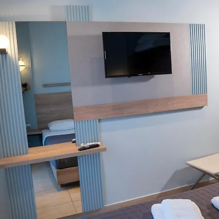 Epavlis Eleftheriadi Hotel *