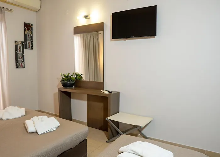 Epavlis Eleftheriadi Hotel *