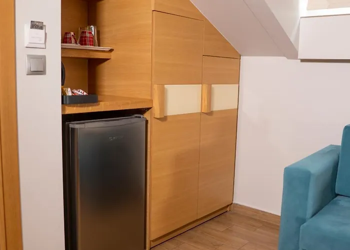 Epavlis Eleftheriadi Hotel