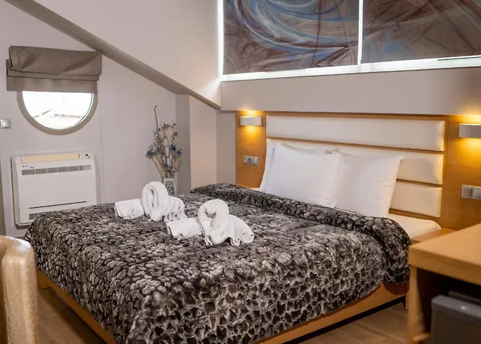 Epavlis Eleftheriadi Hotel Paralía